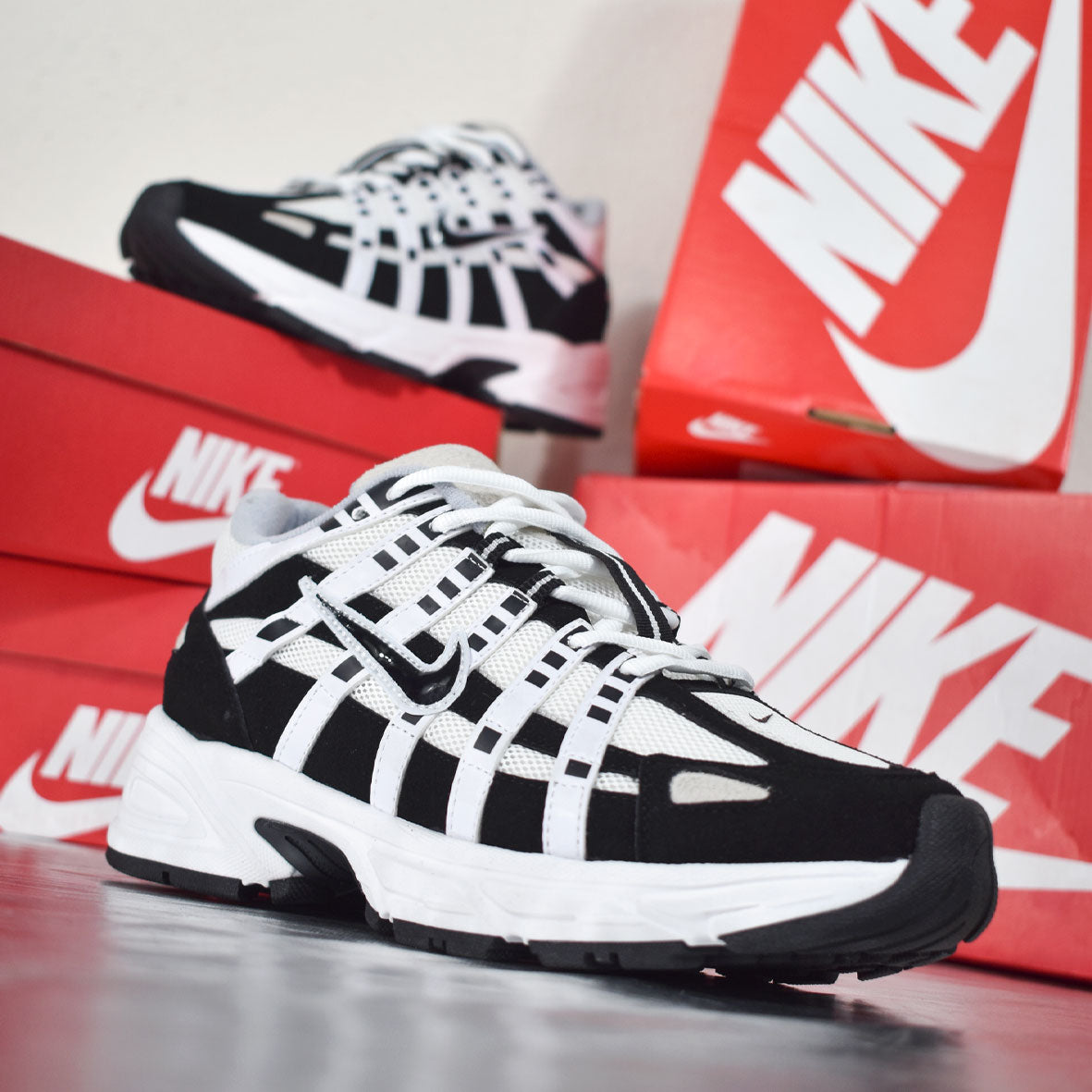P-6000 BLACK